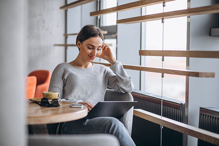 5FinTech-Industry-Trends -Technology-Expense-Management-Solutions